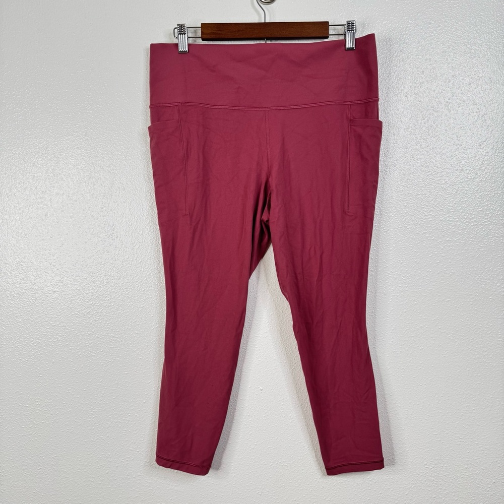 Athleta‎ Salutation Stash 7/8 Tight Leggings Size Xlarge